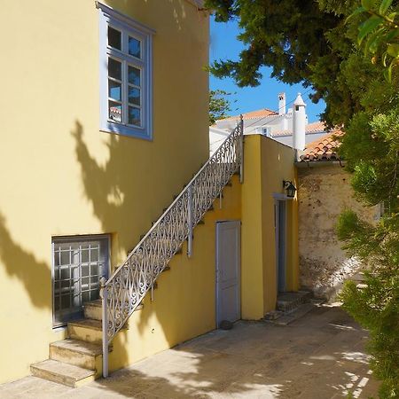 Villa Spetses Zewnętrze zdjęcie