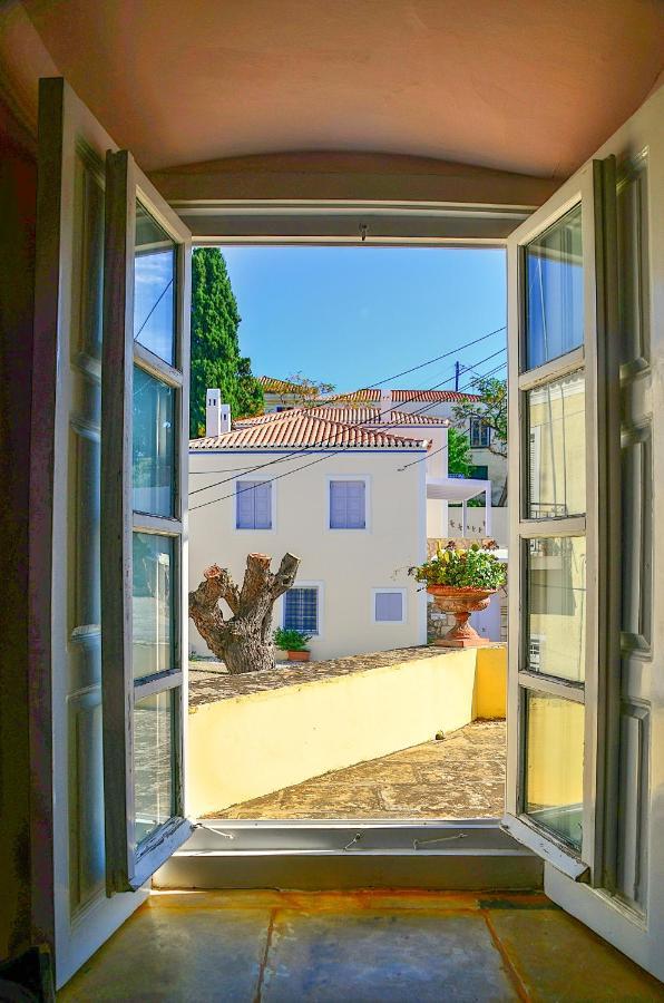 Villa Spetses Zewnętrze zdjęcie