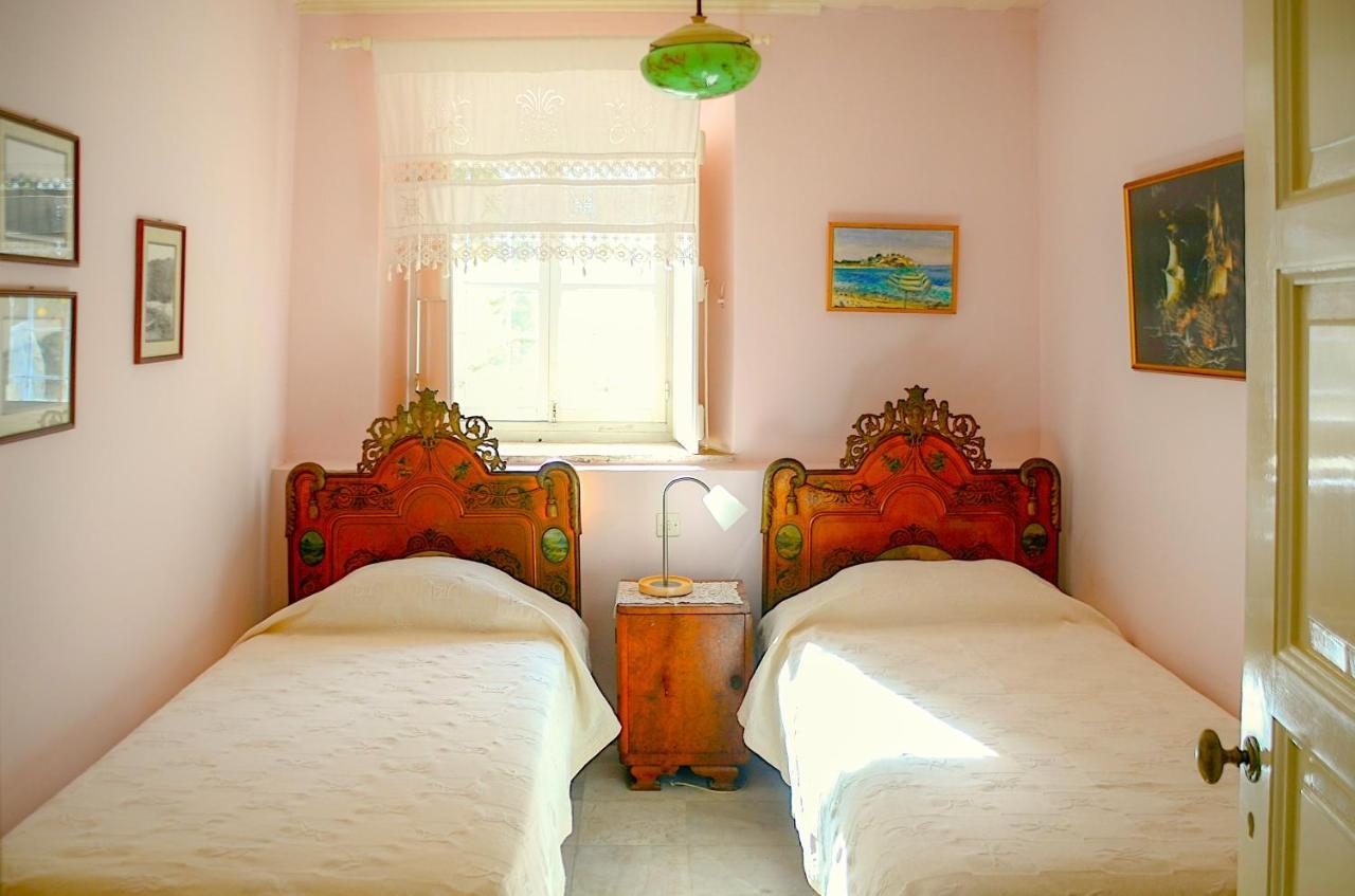 Villa Spetses Zewnętrze zdjęcie