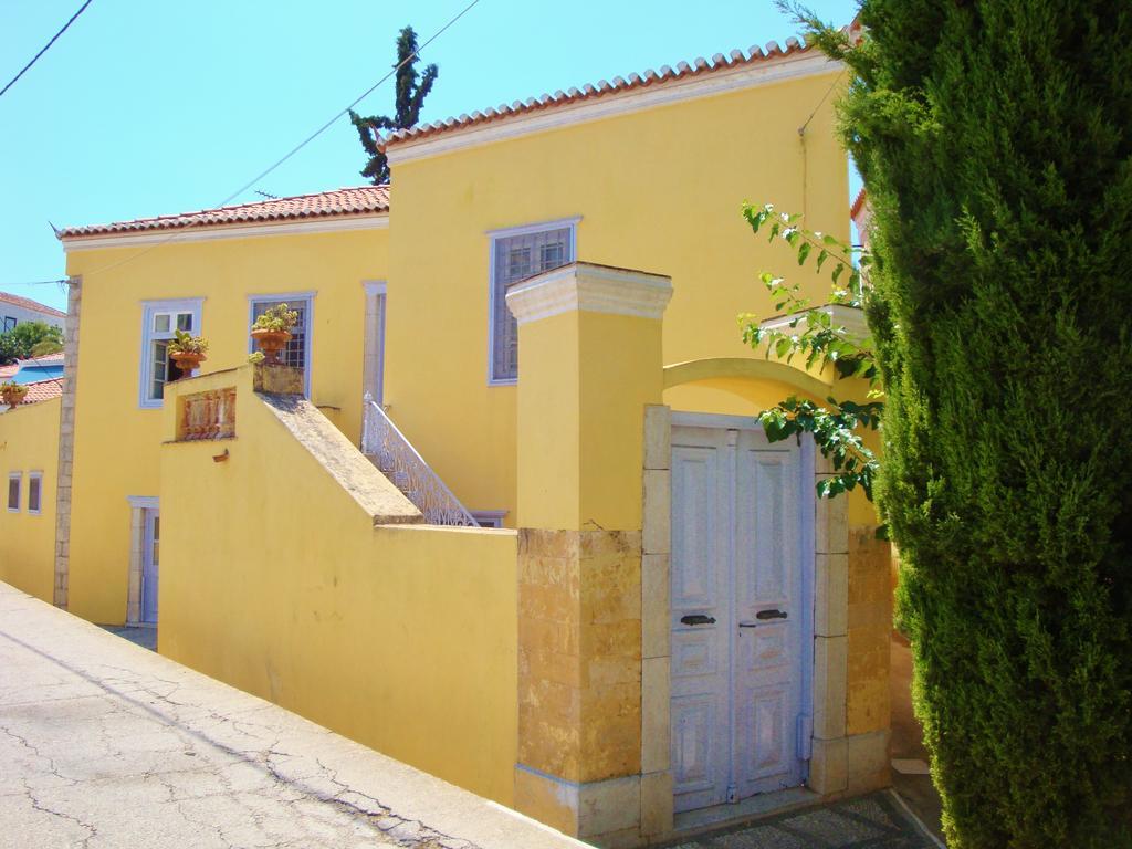 Villa Spetses Zewnętrze zdjęcie